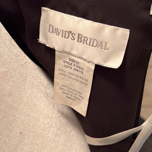 David’s Bridal Black Halter Dress Pale Green Tie Belt size 10 - Picture 7 of 11